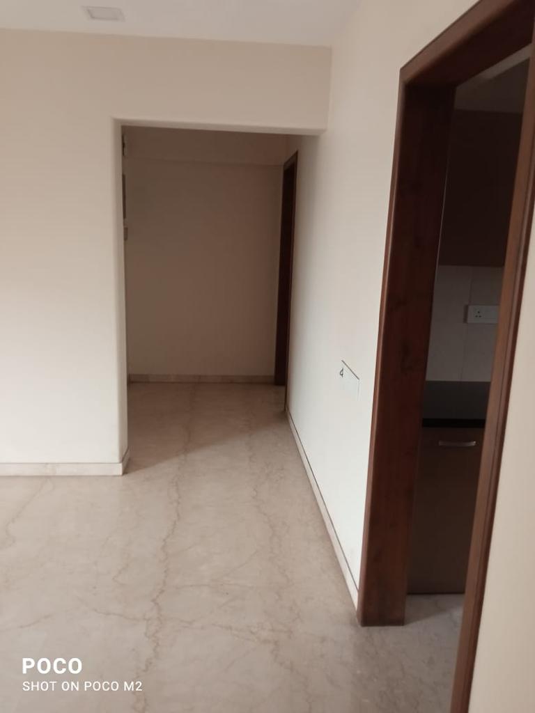 2 BHK Semi Furnished in Two Roses , Bandra West